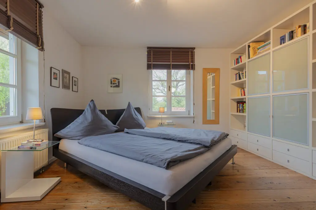 Schlafzimmer_Chiemsee_Sonne_01