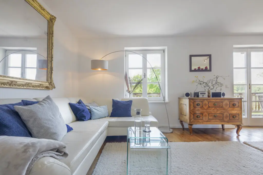 Wohnzimmer_Essbereich_Chiemsee_Sonne_03